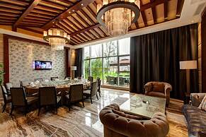 InterContinental Heilong Lake by IHG