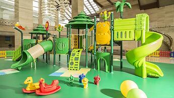 InterContinental Heilong Lake by IHG