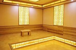 InterContinental Heilong Lake by IHG