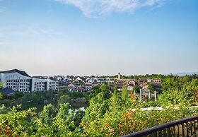 InterContinental Heilong Lake by IHG