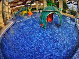 InterContinental Heilong Lake by IHG