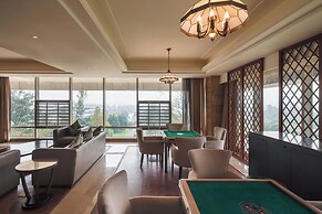 InterContinental Heilong Lake by IHG