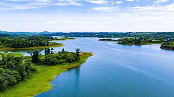InterContinental Heilong Lake by IHG