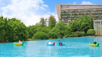 InterContinental Heilong Lake by IHG