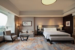 InterContinental Heilong Lake by IHG