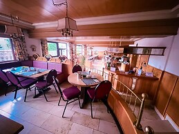 Hotel Altbacher Hof