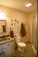 Sawin Logs Inn