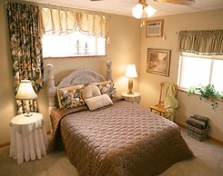 Sawin Logs Inn