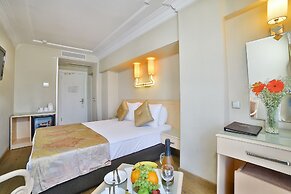 The Time Hotel Old City