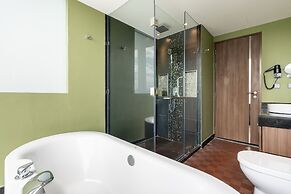 The Continent Hotel Sukhumvit