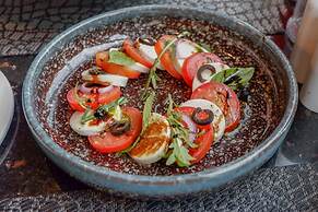 The Continent Hotel Sukhumvit