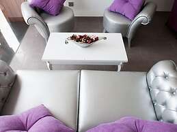 Alix Boutique