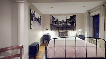 The 1850 House Inn and Tavern