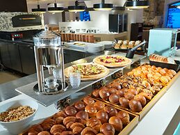 THE FOREST AKAN TSURUGA RESORT