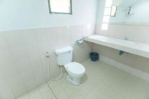 Lanta Nice Beach Resort