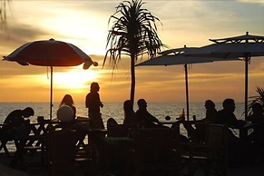 Lanta Nice Beach Resort