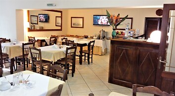 Philippos Hotel Apartments
