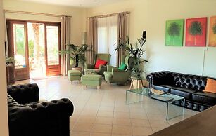 Philippos Hotel Apartments