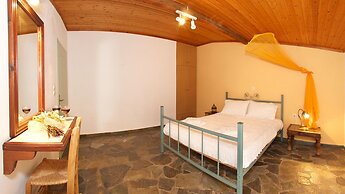 Nostos Studios & Apartments