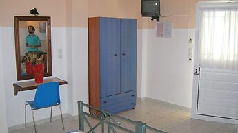 Nostos Studios & Apartments