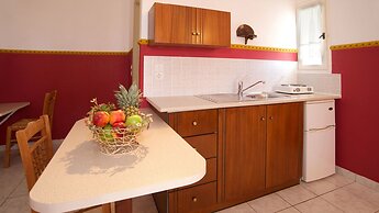 Nostos Studios & Apartments