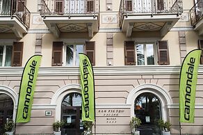 San Pietro Palace Hotel