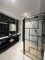 Brit Hotel Le Royal - Troyes