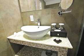 Achilleos City Hotel