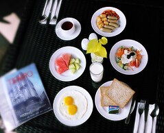 Aston Pluit Hotel & Residence