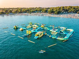 Zaton Holiday Resort Apartments