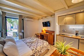Zaton Holiday Resort Apartments