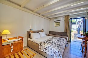 Zaton Holiday Resort Apartments