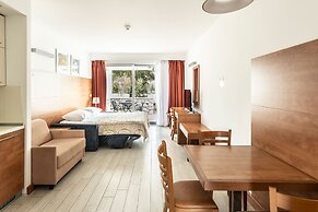 Zaton Holiday Resort Apartments