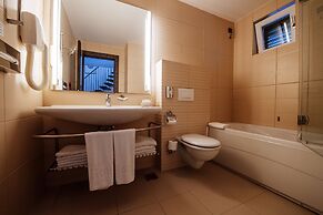 Zaton Holiday Resort Apartments