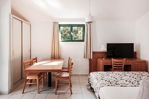 Zaton Holiday Resort Apartments