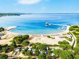 Zaton Holiday Resort Apartments