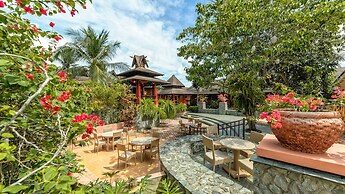 Flushing Meadows Resort and Playground