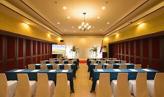 Flushing Meadows Resort and Playground