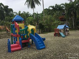 Flushing Meadows Resort and Playground