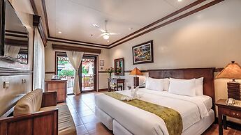 Flushing Meadows Resort and Playground