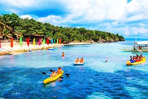 Flushing Meadows Resort and Playground