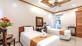 Flushing Meadows Resort and Playground