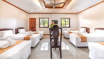 Flushing Meadows Resort and Playground