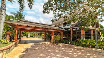 Flushing Meadows Resort and Playground