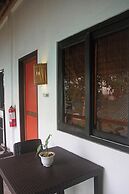 The Lazy Dog Bed & Breakfast