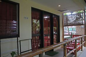 The Lazy Dog Bed & Breakfast