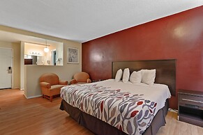 Red Roof Inn Needles