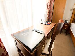 OYO the Regency, Clifton Bristol