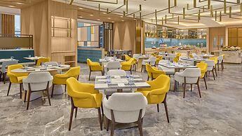 Holiday Inn & Suites Makati by IHG