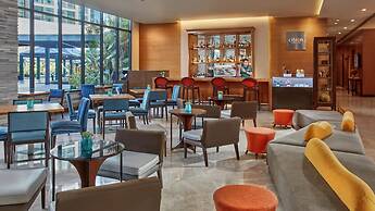 Holiday Inn & Suites Makati by IHG